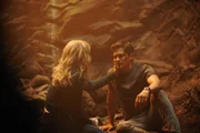 LA BREA -- "The Cave" Episode 202 -- Pictured: (l-r) Natalie Zea as Eve, Nicholas Gonzalez as Levi.