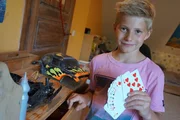 Fynn macht der Hobbytausch gro&szlig;en Spa&szlig;.