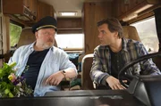 Thomas (Axel Prahl) und Gerd (Max Hopp) m&uuml;ssen etwas wieder gerader&uuml;cken.
