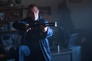 Sheriff Dixon (Ben Cross) schlie&szlig;t sich einer Verbrecherbande an und erweist sich als gef&auml;hrlicher Gegner.