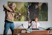 Richard "Richie" Wolf (Dominic Raacke, l.) bedroht die Onkologin Dr. Katrin Sander (Nele Rosetz, r.), die damalige behandelnde &Auml;rztin seiner Frau. Wird auch sie Opfer seines Rachefeldzugs?