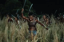 Nanisca (Viola Davis).