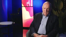 Er kennt die Welt der Spione wie seine Westentasche: Sir Richard Dearlove, ehemals Chef des britischen Auslands-Geheimdienstes MI6.