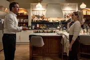 l-r: Les Littlejohn (Matthew Macfadyen), Lindy Littlejohn (Elizabeth Banks)