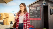 Neuanfang: Tischlerin Eva Jensen (Jennifer Ulrich) m&ouml;chte an der Ostsee eine Werkstatt &uuml;bernehmen.