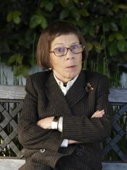 (3. Staffel) - Leitung der Naval Criminal Investigative Service Einheit: Henrietta "Hetty" Lange (Linda Hunt) ...