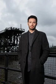 Joe Ashworth (David Leon)