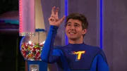 Max Thunderman (Jack Griffo)
