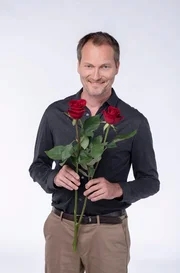 Zur&uuml;ck in L&uuml;neburg: Wird es Andreas (Herbert Sch&auml;fer) gelingen, das neue Liebesgl&uuml;ck seiner Ex-Partnerinnen zu zerst&ouml;ren.