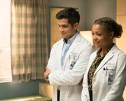 Nicholas Gonzalez (Dr. Neil Melendez), Antonia Thomas (Dr. Claire Browne).