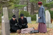v.l.n.r. Father Keegan (Peter Outerbridge), Detective William Murdoch (Yannick Bisson) und Dr. Emily Grace (Georgina Reilly).