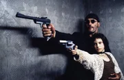 Leon (Jean Reno), Mathilda Lando (Natalie Portman)