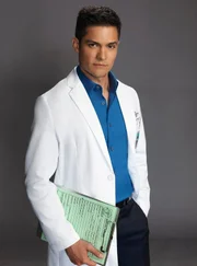 Dr. Neil Melendez (Nicholas Gonzalez).