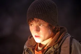 Sean Anderson (Josh Hutcherson)  Die Verwendung des sendungsbezogenen Materials ist nur mit dem Hinweis und Verlinkung auf RTL+ gestattet.