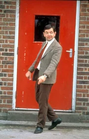Mr. Bean (Rowan Atkinson) besucht seine alte Schule.