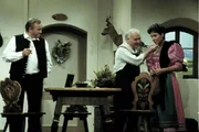 L-R: Alois (Manfred Maier), Alois (Peter Steiner) und Vroni (Petra Auer)
