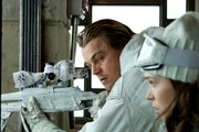 L-R: Cobb (Leonardo DiCaprio), Ariadne (Elliot Page)