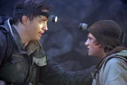 Brendan Fraser (Prof. Trevor Anderson), Josh Hutcherson (Sean Anderson).
