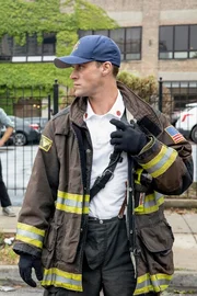 Matthew Casey (Jesse Spencer)