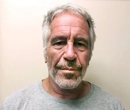 Jeffrey Epstein war ein US-amerikanischer Finanzier und Sexualstraft&auml;ter. Er starb 2019 in Untersuchungshaft unter umstrittenen Umst&auml;nden.