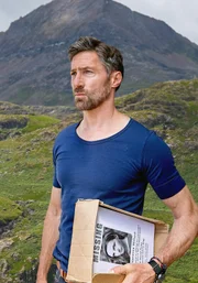 Matthew Willard (Benjamin Sadler) sucht seine spurlos verschwundene Frau Vanessa (Katharina Sch&uuml;ttler, Foto).