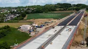 Baustelle an der Haarbachtalbr&uuml;cke  +++ Die Verwendung des sendungsbezogenen Materials ist nur mit dem Hinweis und Verlinkung auf RTL+ gestattet. +++