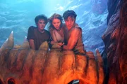 Josh Hutcherson (Sean Anderson), Anita Brien (Hannah &Aacute;sgeirsson), Brendan Fraser (Prof. Trevor Anderson).