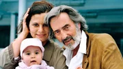 Tamara und Helmut Dietl mit ihrer Tochter.