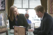 Temperance Brennan (Emily Deschanel, l.); Seeley Booth (David Boreanaz, r.)