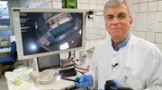 Prof. Siegbert Rossol, Internist und Gastroenterologe am Krankenhaus Nordwest in Frankfurt und Spezialist f&uuml;r das menschliche Verdauungssystem.