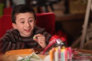 Der junge Brick (Atticus Shaffer) hat sich in ein M&auml;dchen in seiner Klasse verknallt. Um ihr seine Liebe zu gestehen, hat er ihr eine Valentinskarte gebastelt, doch er traut sich nicht die Karte auch wirklich zu unterschreiben ...
