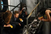 (v.l.n.r.) Temperance Brennan (Emily Deschanel); Jack Hodgins (T.J. Thyne); Angela Montenegro (Michaela Conlin); Camille Saroyan (Tamara Taylor)