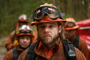 Max Thieriot als Bode Leone. Max Thieriot als Bode Leone.