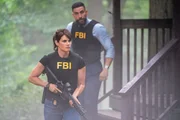 Missy Peregrym als Special Agent Maggie Bell. (Bildzitat)