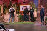 V.l.: Udo Mammone, Tim Gollenstede und Enrico Krüger präsentieren mit Butjer Das Grillbrett ein Multitool von Grillern für Griller. Sie erhoffen sich ein Investment von 100.000 Euro für 15 Prozent der Firmenanteile. Links Markenbotschafter Axel Schulz. V.l.: Udo Mammone, Tim Gollenstede und Enrico Krüger präsentieren mit Butjer Das Grillbrett ein Multitool von Grillern für Griller. Sie erhoffen sich ein Investment von 100.000 Euro für 15 Prozent der Firmenanteile. Links Markenbotschafter Axel Schulz.