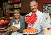 Ein ungleiches Paar: Biob&auml;ckerin Katharina (Gila von Weitershausen) und Zucker-Konditor Alberto (Friedrich von Thun).