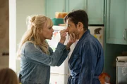 Anna Faris als Kate und Eugenio Derbez als Leonardo