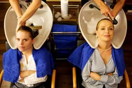 Juliana G&ouml;tze (Michalina), Gisela Schneeberger (Helene),