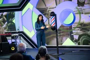 Ein besonderes Beispiel f&uuml;r akustische T&auml;uschungen ist das sogenannte Shepard?Risset?Glissando. Beim H&ouml;ren entsteht der Eindruck, ein Ton steige ununterbrochen an &ndash; ohne jemals ein Ende zu erreichen. Tats&auml;chlich passiert etwas anderes. Was, kl&auml;rt diese Folge "MAITHINK X".