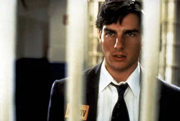 Der Anwalt Mitch McDerre (Tom Cruise) ger&auml;t durch seinen Arbeitgeber, eine Anwalts-Soziet&auml;t, in eine lebensbedrohliche Situation zwischen FBI und Mafia ...