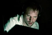 Was hat in Pietros (Elie Salleron) Augen mehr Wert: die Liebe der ihm Nahestehenden oder seine Suche nach der Wahrheit?