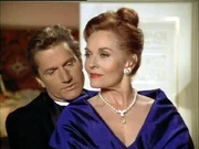 Vanessa Thorpe (Lee Meriweather) und ihr Mann Brad (Eric Pierpoint) planen den Raub einer Statue aus einem Museum in Kairo.