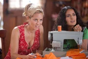 Maria Bello (Sally), Salma Hayek (Roxanne).