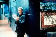 Richard Gere (Declan Mulqueen).