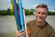 Thomas mit seinen Feuerwerksk&ouml;rpern auf der Theresienwiese.
