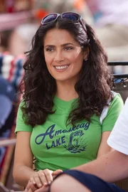 F&auml;ngt an, das Wochenende zu genie&szlig;en: Roxanne (Salma Hayek) ...