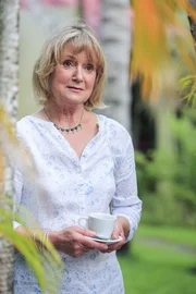 Joanna David (Judith Musgrove).