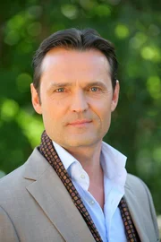 Otto Strecker (Uwe K&ouml;nig).