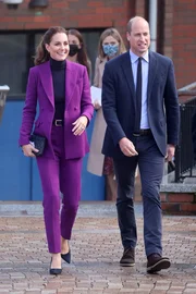 Prince William, Duke of Cambridge und Catherine, Duchess of Cambridge w&auml;hrend eines Rundgangs &uuml;ber den Magee Campus der Ulster University am 29. September 2021 in Londonderry, Nordirland.