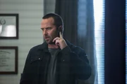 Kurt Weller (Sullivan Stapleton).